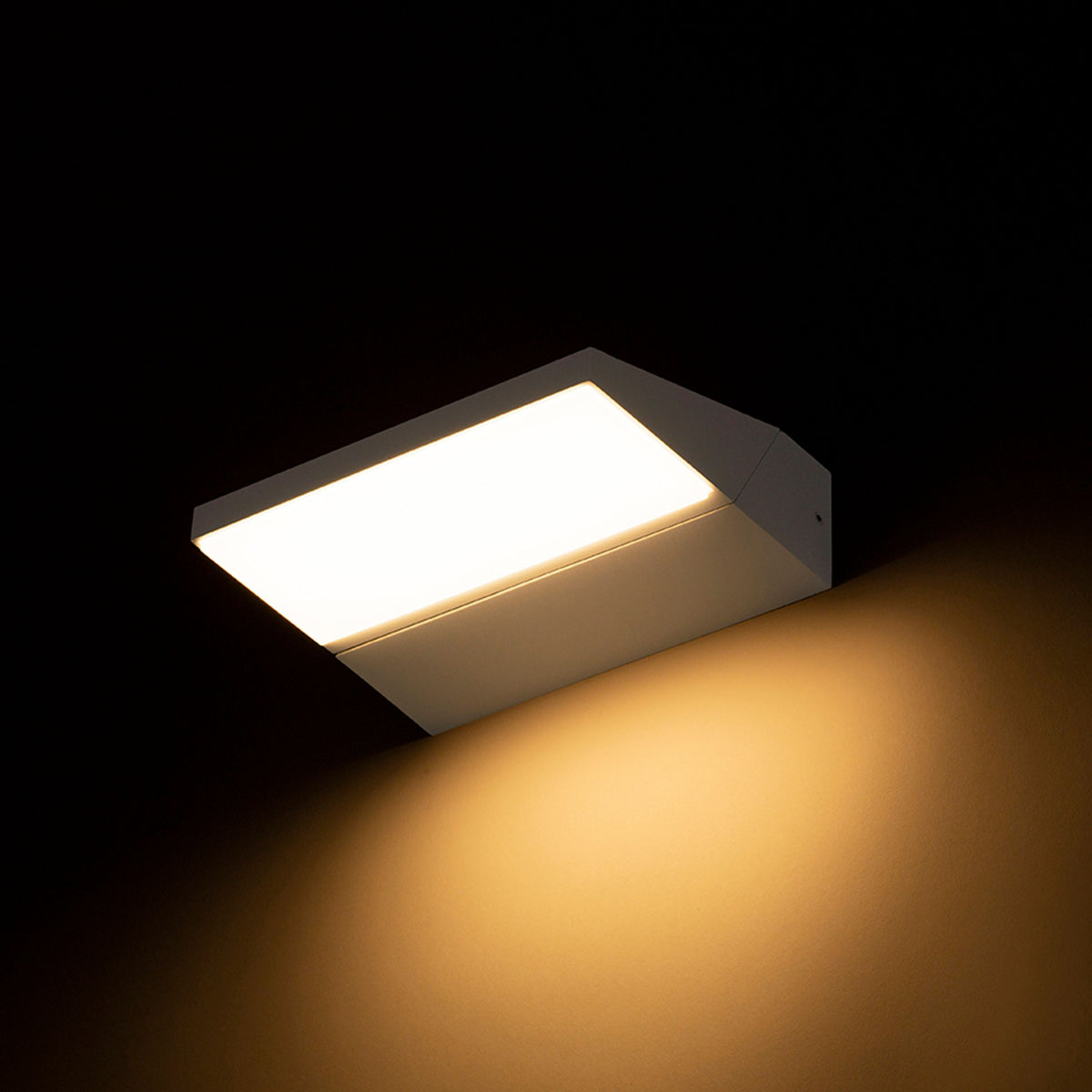 RENDL outdoor lamp TWIST wall white  230V LED 12W IP65  3000K R13615 16