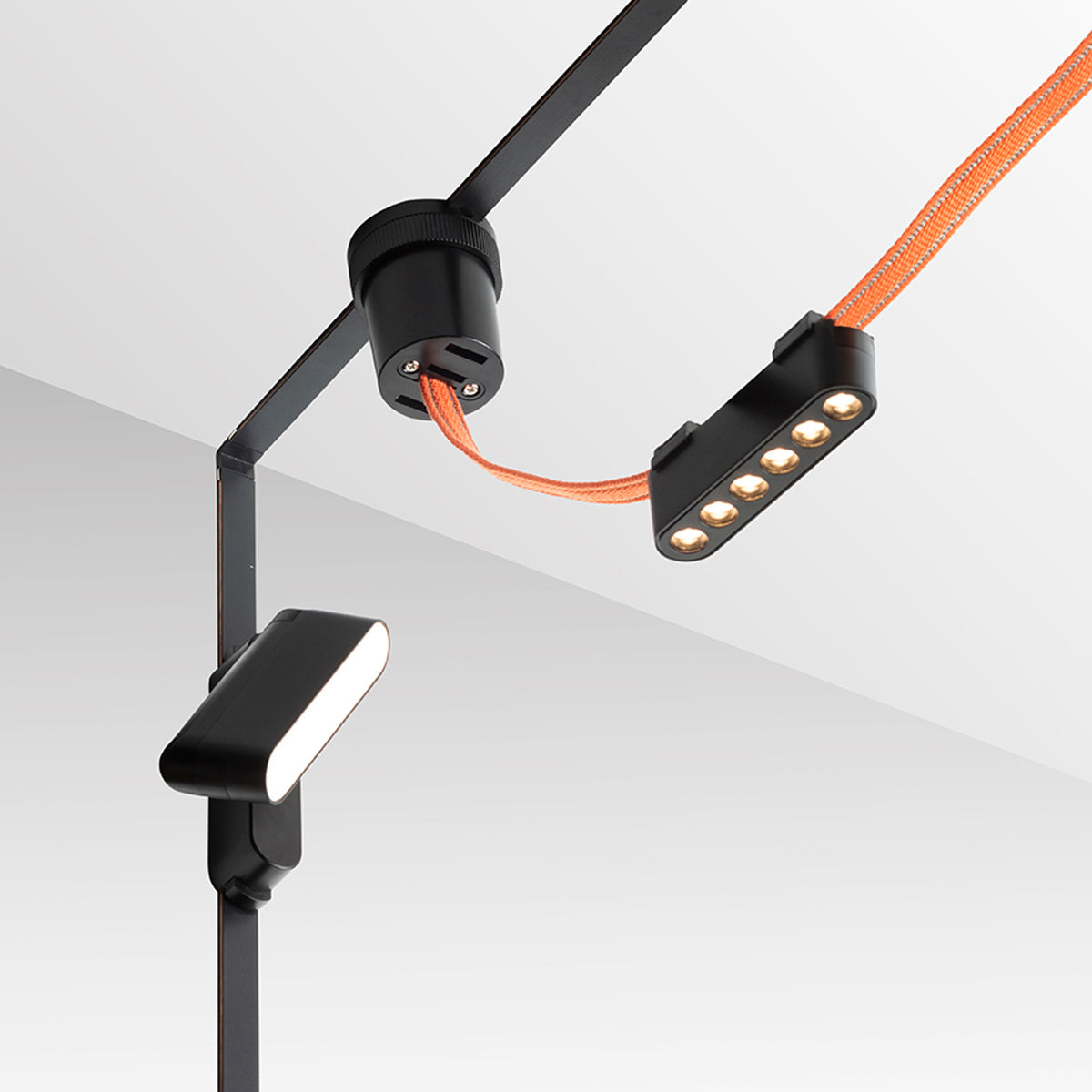 RENDL Ultra-thin track system OXANA 11 for the VEGA/WAVE system black  24= LED 6W 24°  3000K 4000K 6500K R14323 5